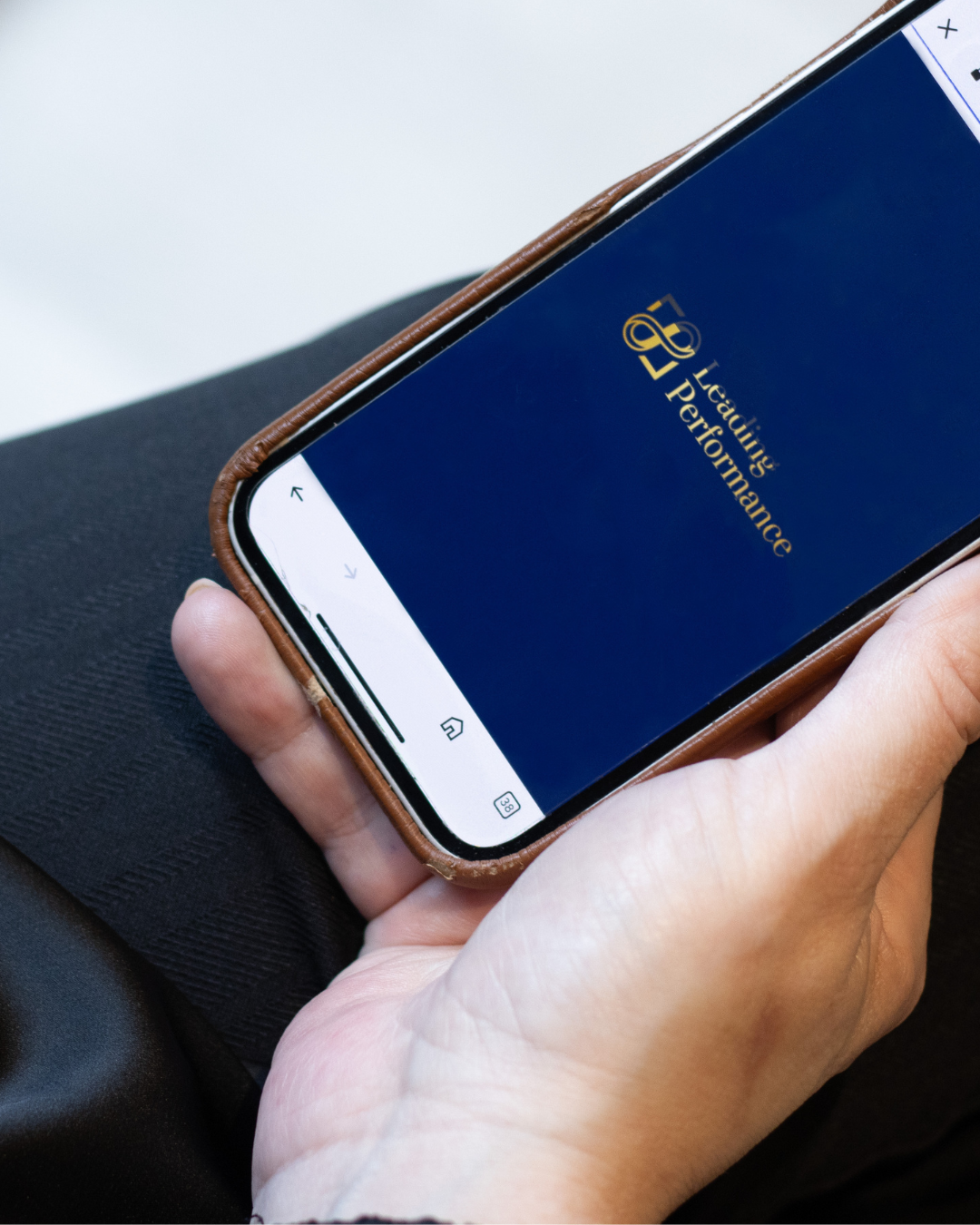 Joelle Micha coach et formatrice en leadership transformationnel et CEO de Leading Performance